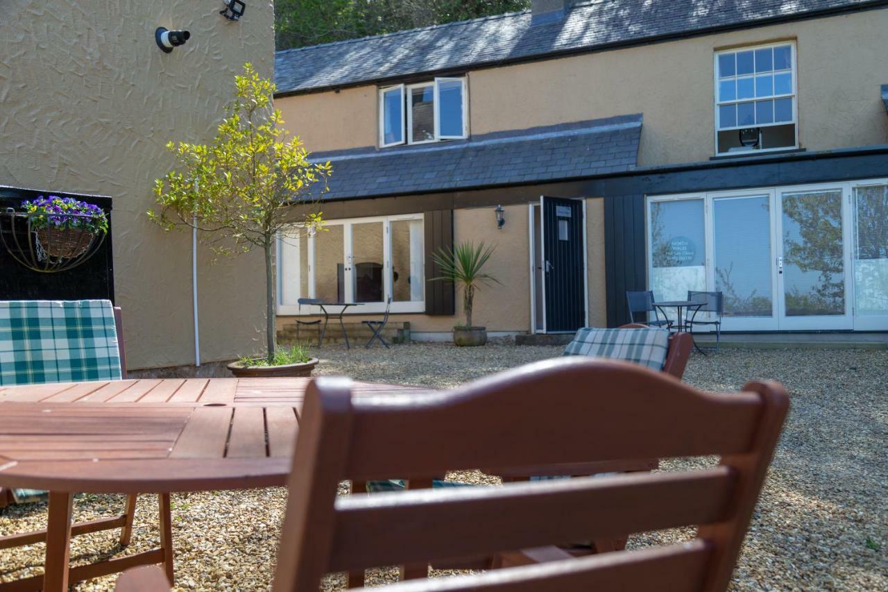 Bodafon Hall Cottages Llandudno Eksteriør billede